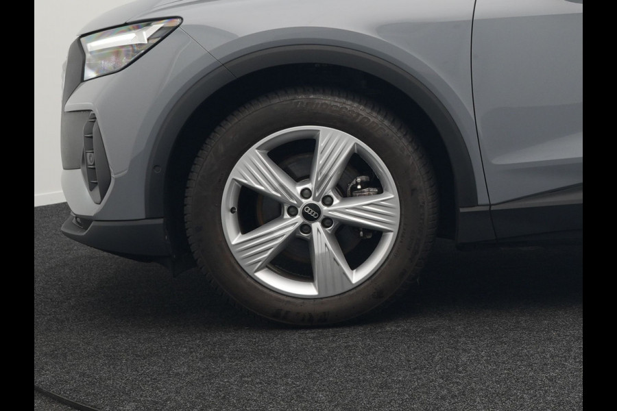 Audi Q4 Sportback e-tron 35 Edition 55 kWh 170pk Dealer O.H INCL BTW | Adaptive Cruise | Camera | Verwarmde Stoelen | Virtual | Front Assist | Navigatie | DAB |