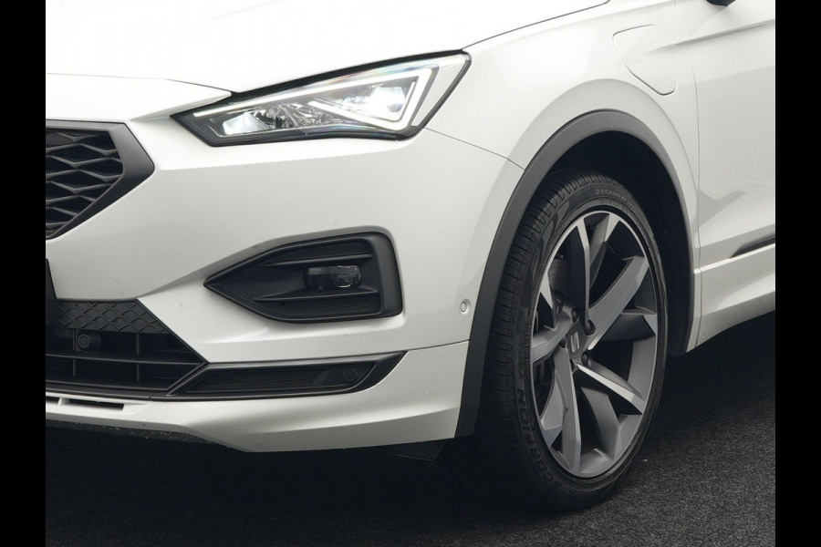 Seat Tarraco 1.4 TSI e-Hybrid FR Plug in Hybrid 245pk PHEV | Trekhaak af Fabriek | Adaptive Cruise | 360 Camera | Half Lederen Sportstoelen Memory | Carplay | Keyless |