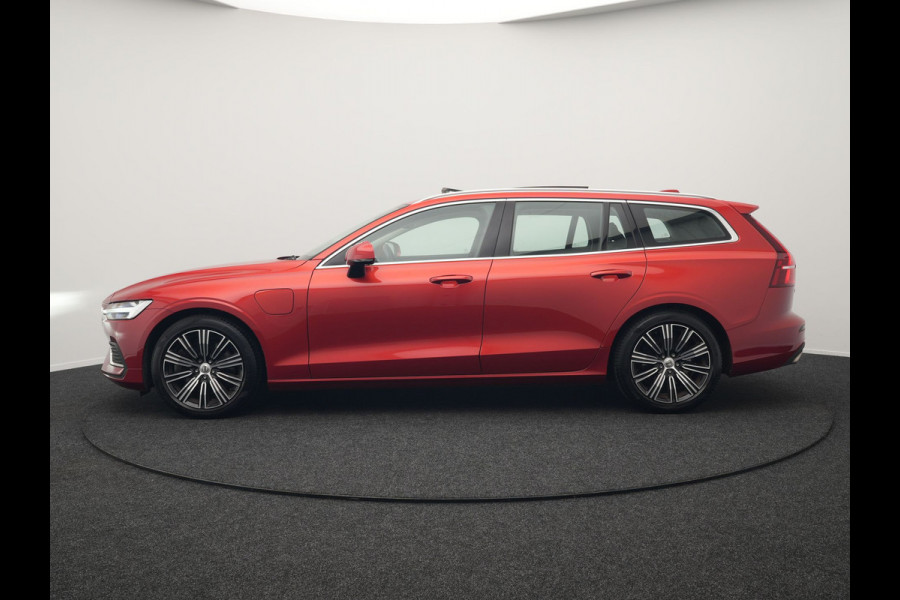 Volvo V60 T6 Twin Engine AWD Inscription Plug In Hybrid 340pk Dealer O.H. PHEV | Panodak | Trekhaak af Fabriek | Lederen Sportstoelen Memory | Apple Carplay | Navigatie | Camera | Virtual | Stoelverwarming |