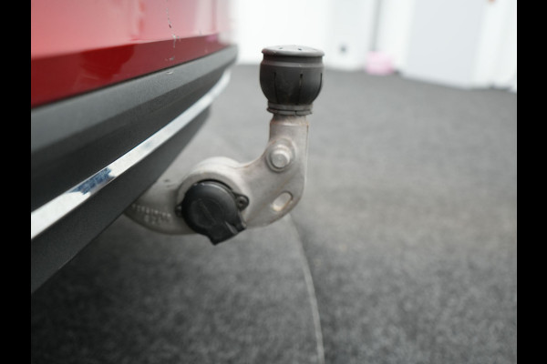 Volvo V60 T6 Twin Engine AWD Inscription Plug In Hybrid 340pk Dealer O.H. PHEV | Panodak | Trekhaak af Fabriek | Lederen Sportstoelen Memory | Apple Carplay | Navigatie | Camera | Virtual | Stoelverwarming |