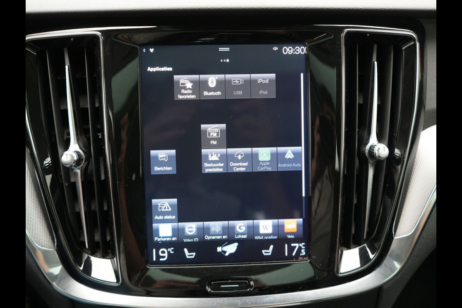 Volvo V60 T6 Twin Engine AWD Inscription Plug In Hybrid 340pk Dealer O.H. PHEV | Panodak | Trekhaak af Fabriek | Lederen Sportstoelen Memory | Apple Carplay | Navigatie | Camera | Virtual | Stoelverwarming |