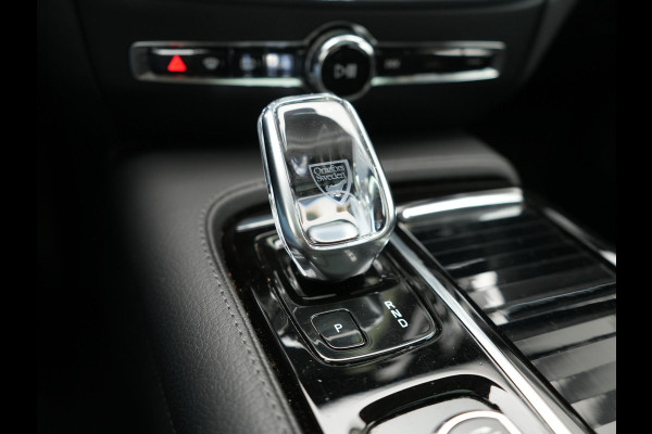 Volvo V60 T6 Twin Engine AWD Inscription Plug In Hybrid 340pk Dealer O.H. PHEV | Panodak | Trekhaak af Fabriek | Lederen Sportstoelen Memory | Apple Carplay | Navigatie | Camera | Virtual | Stoelverwarming |