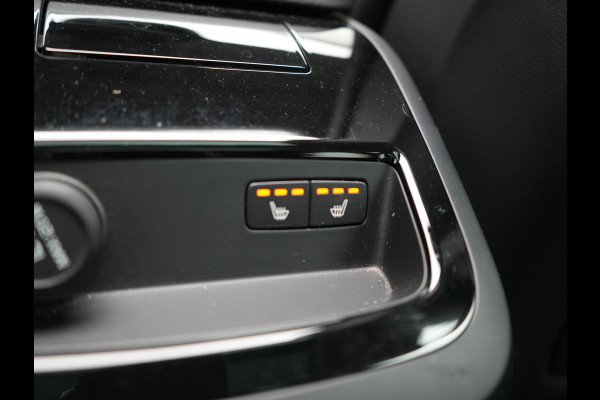 Volvo V60 T6 Twin Engine AWD Inscription Plug In Hybrid 340pk Dealer O.H. PHEV | Panodak | Trekhaak af Fabriek | Lederen Sportstoelen Memory | Apple Carplay | Navigatie | Camera | Virtual | Stoelverwarming |
