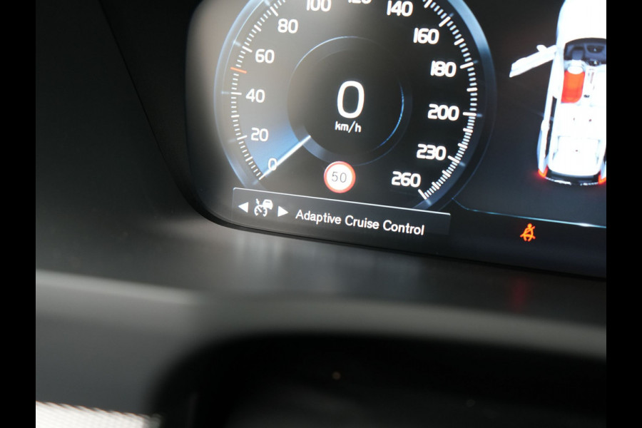 Volvo XC90 T8 Recharge AWD R-Design Plug In Hybrid 394pk 7 Persoons Dealer O.H. PHEV | Lederen Sportstoelen Memory | Pilot Assist | Harman Kardon | Adaptive Cruise | Navigatie | Apple Carplay | Camera | Virtual | L.M. 22" | DAB |