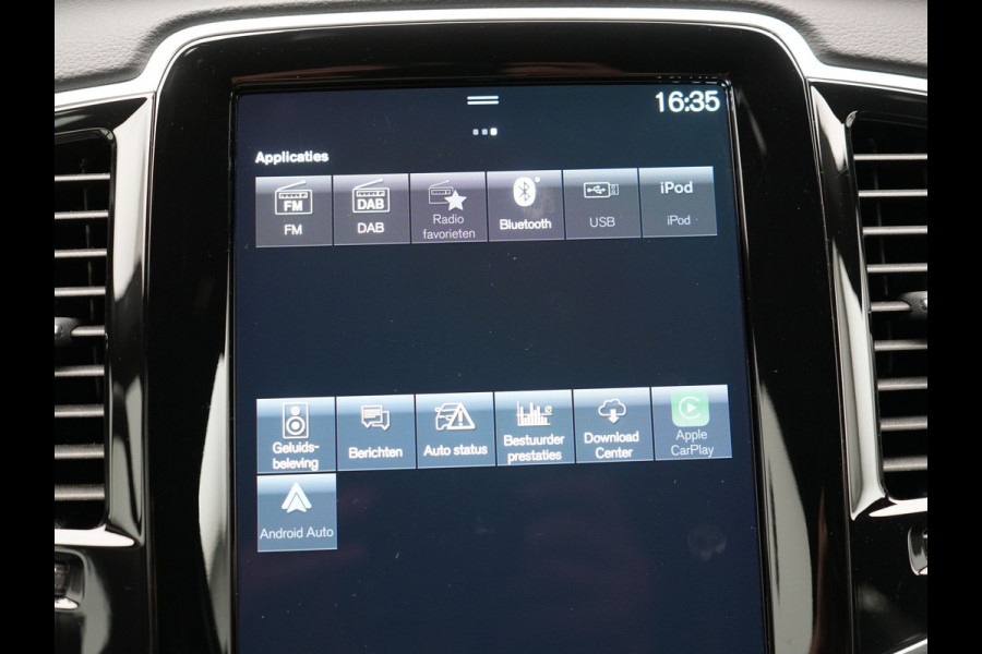 Volvo XC90 T8 Recharge AWD R-Design Plug In Hybrid 394pk 7 Persoons Dealer O.H. PHEV | Lederen Sportstoelen Memory | Pilot Assist | Harman Kardon | Adaptive Cruise | Navigatie | Apple Carplay | Camera | Virtual | L.M. 22" | DAB |