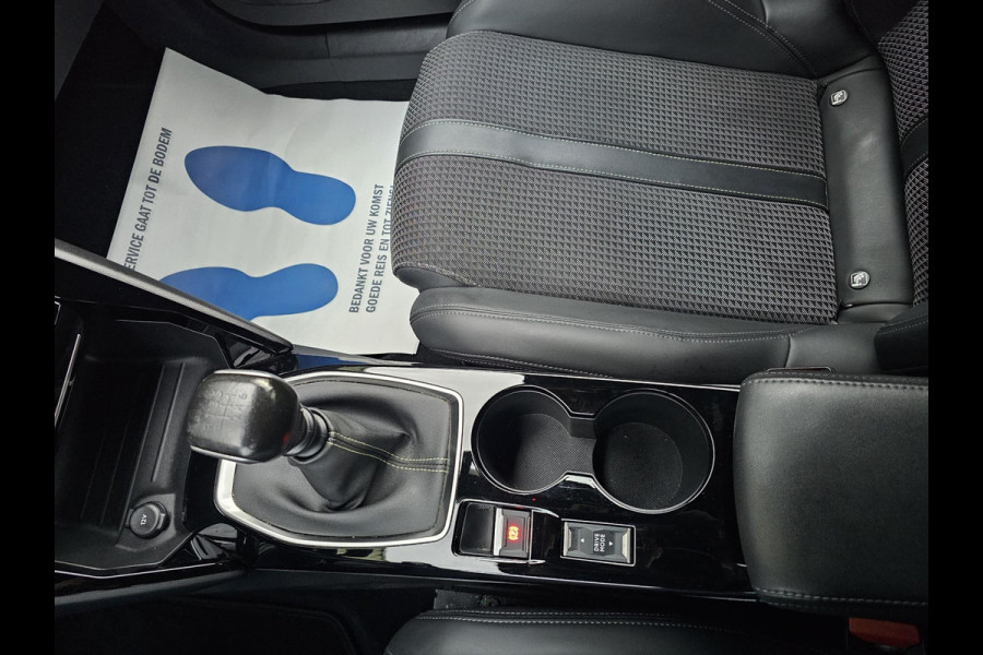 Peugeot 2008 1.2 PureTech GT-Line Cam, Half Leder