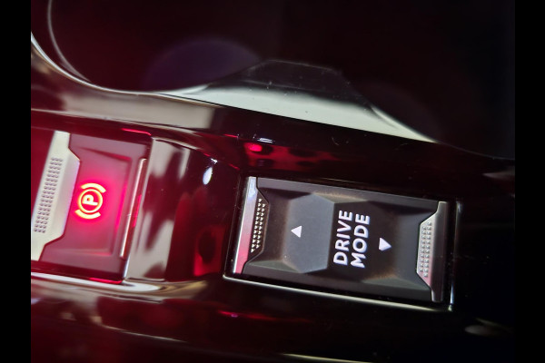 Peugeot 2008 1.2 PureTech GT-Line Cam, Half Leder