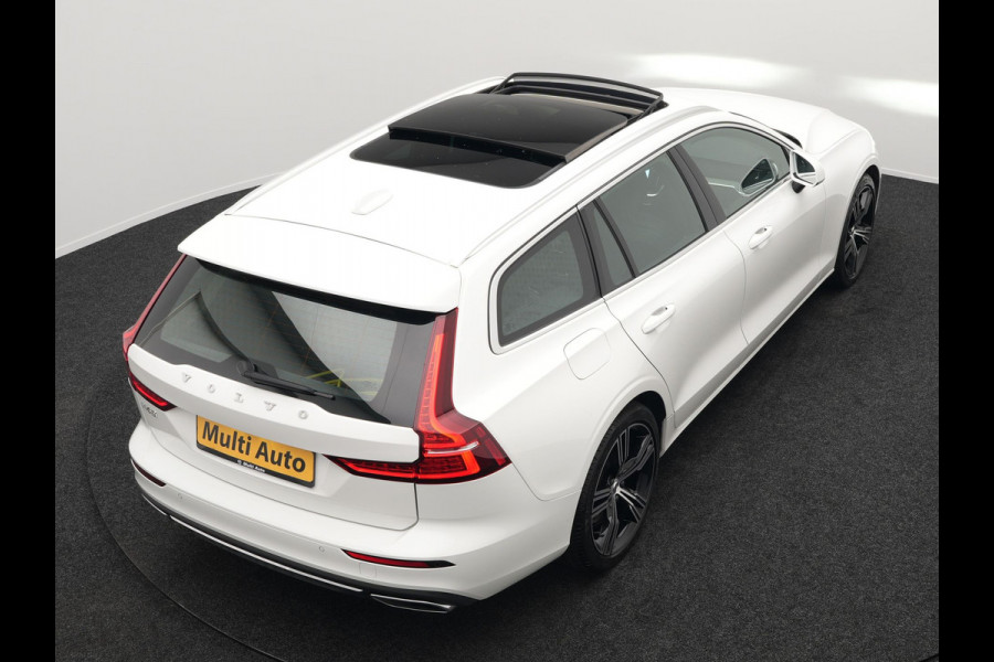 Volvo V60 T6 Recharge AWD Inscription Plug In Hybrid 33.000 KM !! Dealer O.H. PHEV | Panodak | Adaptive Cruise | Lederen Sportstoelen Memory | Trekhaak af Fabriek | Harman Kardon | Navigatie | Apple Carplay | Acam | L.M. 19" | Stoel & Stuurverwarming | DAB | Virtual |