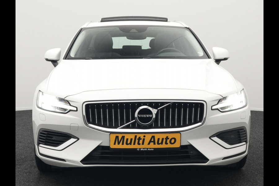 Volvo V60 T6 Recharge AWD Inscription Plug In Hybrid 33.000 KM !! Dealer O.H. PHEV | Panodak | Adaptive Cruise | Lederen Sportstoelen Memory | Trekhaak af Fabriek | Harman Kardon | Navigatie | Apple Carplay | Acam | L.M. 19" | Stoel & Stuurverwarming | DAB | Virtual |