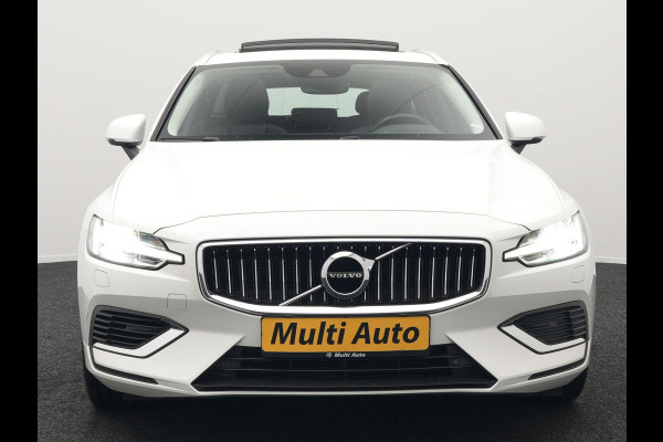 Volvo V60 T6 Recharge AWD Inscription Plug In Hybrid 33.000 KM !! Dealer O.H. PHEV | Panodak | Adaptive Cruise | Lederen Sportstoelen Memory | Trekhaak af Fabriek | Harman Kardon | Navigatie | Apple Carplay | Acam | L.M. 19" | Stoel & Stuurverwarming | DAB | Virtual |