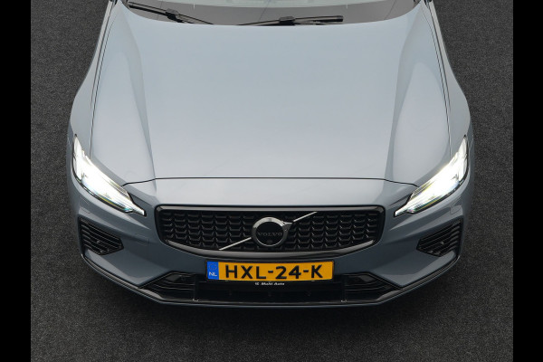 Volvo V60 T8 AWD Plus Dark Plug In Hybrid Thunder Grey 455pk Dealer O.H. Long Range PHEV | Panodak | Lederen Sportstoelen Memory | Pilot Assist | Google Assistant | Adaptive Cruise | Harman Kardon | Camera | Apple Carplay | Stoel & Stuurverwarming |