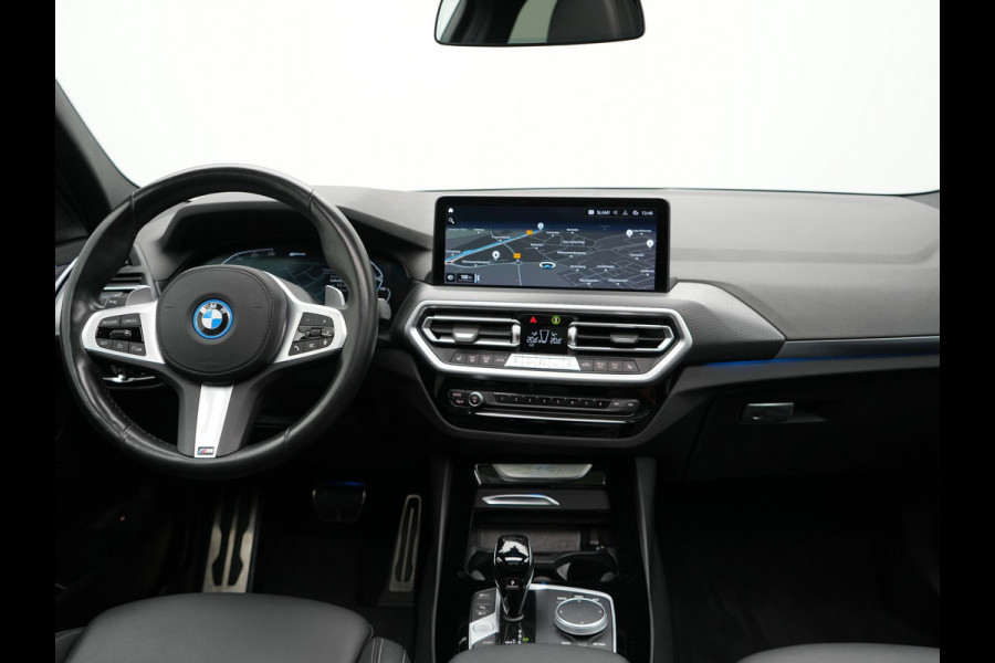 BMW X3 xDrive30e M Sport Plug In Hybrid PHEV | Facelift | Panodak | Carplay | Lederen Sportstoelen Verwarmd | Camera | Sfeerverlichting | Keyless |