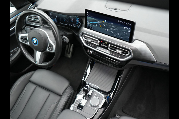 BMW X3 xDrive30e M Sport Plug In Hybrid PHEV | Facelift | Panodak | Carplay | Lederen Sportstoelen Verwarmd | Camera | Sfeerverlichting | Keyless |