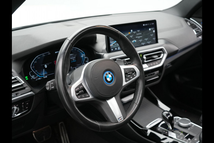 BMW X3 xDrive30e M Sport Plug In Hybrid PHEV | Facelift | Panodak | Carplay | Lederen Sportstoelen Verwarmd | Camera | Sfeerverlichting | Keyless |