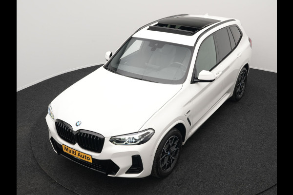 BMW X3 xDrive30e M Sport Plug In Hybrid PHEV | Facelift | Panodak | Carplay | Lederen Sportstoelen Verwarmd | Camera | Sfeerverlichting | Keyless |