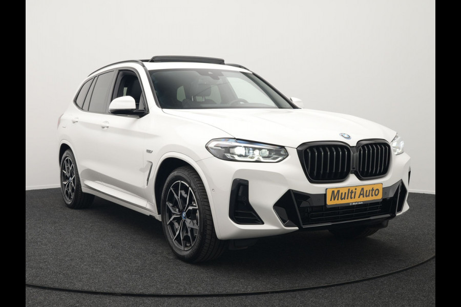 BMW X3 xDrive30e M Sport Plug In Hybrid PHEV | Facelift | Panodak | Carplay | Lederen Sportstoelen Verwarmd | Camera | Sfeerverlichting | Keyless |