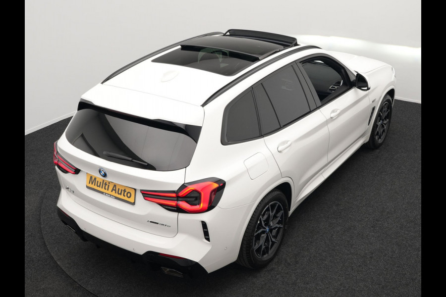 BMW X3 xDrive30e M Sport Plug In Hybrid PHEV | Facelift | Panodak | Carplay | Lederen Sportstoelen Verwarmd | Camera | Sfeerverlichting | Keyless |