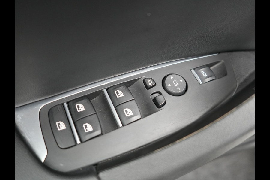 BMW X3 xDrive30e M Sport Plug In Hybrid PHEV | Facelift | Panodak | Carplay | Lederen Sportstoelen Verwarmd | Camera | Sfeerverlichting | Keyless |