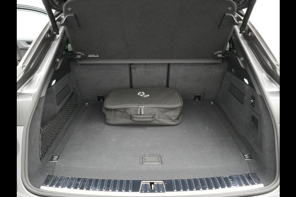 Porsche Cayenne Coupé 3.0 E-Hybrid Plug In Hybrid | MY 2024 | PHEV | Trekhaak Af Fabriek | Panodak | Luchtvering | Sportuitlaat | 4 Wiel Besturing | PDLS+ | Sport Chrono | InnoDrive Adaptive Cruise | SportDesign | Head up | Soft Close | 22"L.M | 360 Cam