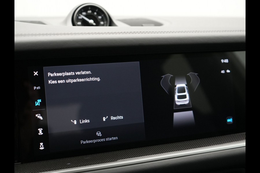 Porsche Cayenne Coupé 3.0 E-Hybrid Plug In Hybrid | MY 2024 | PHEV | Trekhaak Af Fabriek | Panodak | Luchtvering | Sportuitlaat | 4 Wiel Besturing | PDLS+ | Sport Chrono | InnoDrive Adaptive Cruise | SportDesign | Head up | Soft Close | 22"L.M | 360 Cam