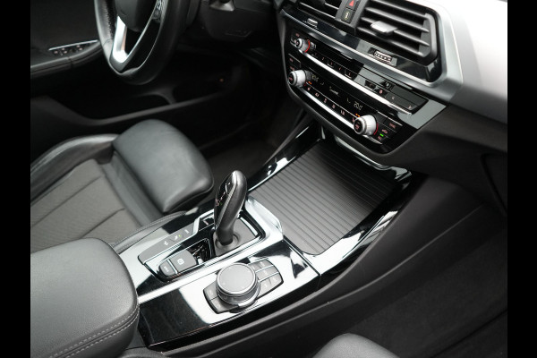 BMW X3 xDrive30e Executive Plug In Hybrid 293pk PHEV | Trekhaak af Fabriek | Head Up | Keyless | Sportstoelen Verwamd | Adaptive LED |  Apple Carplay | Navi Full Map | 18"L.M |