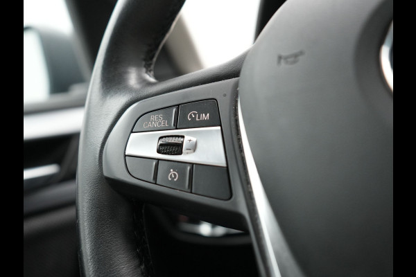 BMW X3 xDrive30e Executive Plug In Hybrid 293pk PHEV | Trekhaak af Fabriek | Head Up | Keyless | Sportstoelen Verwamd | Adaptive LED |  Apple Carplay | Navi Full Map | 18"L.M |