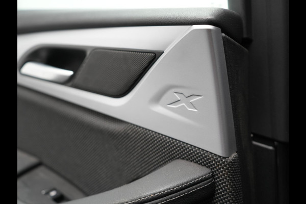 BMW X3 xDrive30e Executive Plug In Hybrid 293pk PHEV | Trekhaak af Fabriek | Head Up | Keyless | Sportstoelen Verwamd | Adaptive LED |  Apple Carplay | Navi Full Map | 18"L.M |