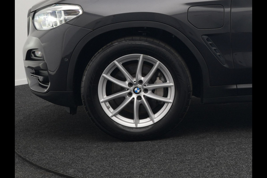 BMW X3 xDrive30e Executive Plug In Hybrid 293pk PHEV | Trekhaak af Fabriek | Head Up | Keyless | Sportstoelen Verwamd | Adaptive LED |  Apple Carplay | Navi Full Map | 18"L.M |