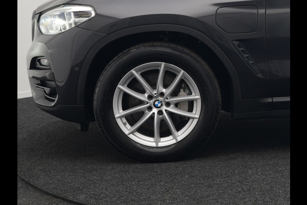BMW X3 xDrive30e Executive Plug In Hybrid 293pk PHEV | Trekhaak af Fabriek | Head Up | Keyless | Sportstoelen Verwamd | Adaptive LED |  Apple Carplay | Navi Full Map | 18"L.M |