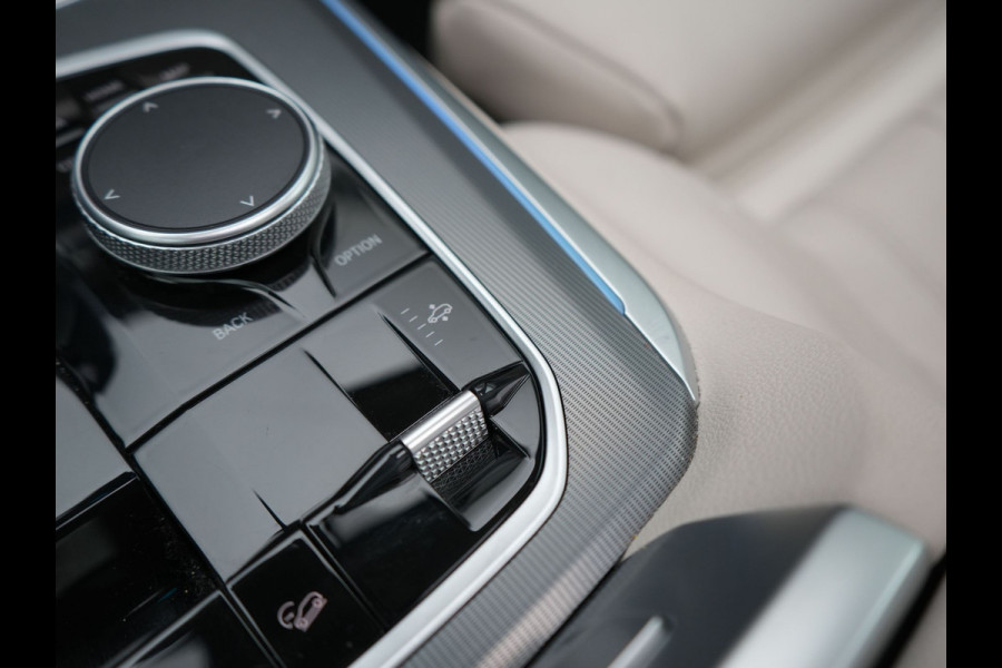 BMW X5 xDrive45e High Executive Plug In Hybrid 394pk PHEV | Panodak | Laser LED | 360 Camera | Head Up | Lederen Sportstoelen Memory | Apple Carplay | Sfeerverlichting |