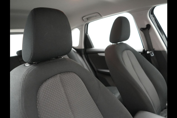 BMW 2 Serie Active Tourer 225xe iPerformance Executive Plug In Hybrid 225pk PHEV | Navi Full Map | Stoelverwarming | 17"L.M | Climate Control | El. Achterklep | Cruise Control |