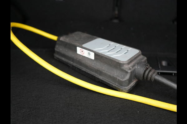 BMW 2 Serie Active Tourer 225xe iPerformance Executive Plug In Hybrid 225pk PHEV | Navi Full Map | Stoelverwarming | 17"L.M | Climate Control | El. Achterklep | Cruise Control |