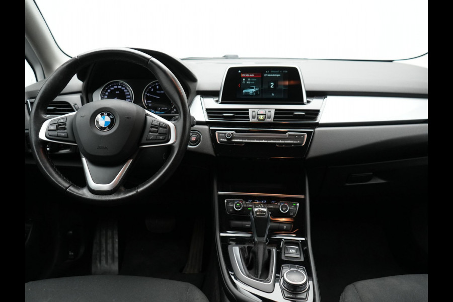 BMW 2 Serie Active Tourer 225xe iPerformance Executive Plug In Hybrid 225pk PHEV | Navi Full Map | Stoelverwarming | 17"L.M | Climate Control | El. Achterklep | Cruise Control |