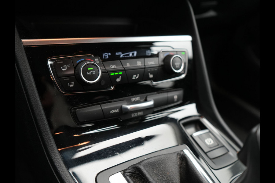 BMW 2 Serie Active Tourer 225xe iPerformance Executive Plug In Hybrid 225pk PHEV | Navi Full Map | Stoelverwarming | 17"L.M | Climate Control | El. Achterklep | Cruise Control |