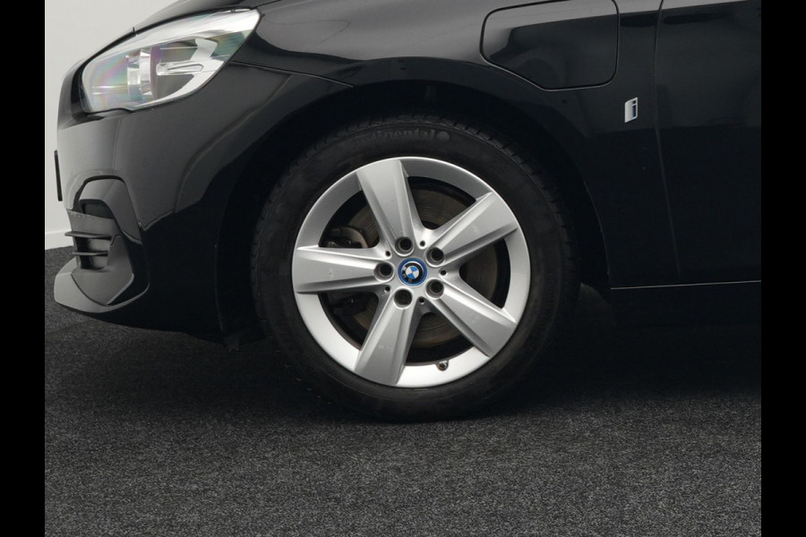 BMW 2 Serie Active Tourer 225xe iPerformance Executive Plug In Hybrid 225pk PHEV | Navi Full Map | Stoelverwarming | 17"L.M | Climate Control | El. Achterklep | Cruise Control |
