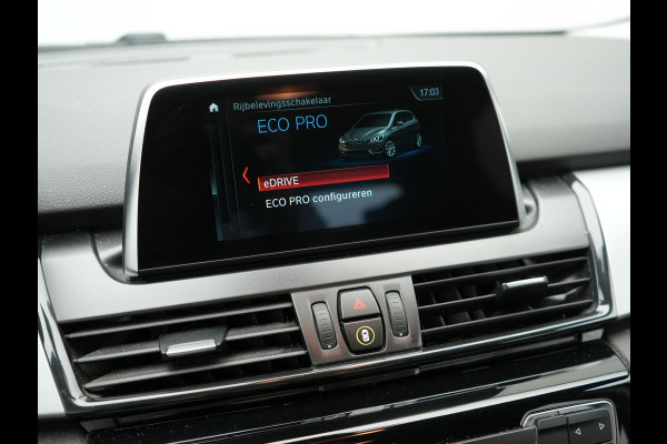 BMW 2 Serie Active Tourer 225xe iPerformance Executive Plug In Hybrid 225pk PHEV | Navi Full Map | Stoelverwarming | 17"L.M | Climate Control | El. Achterklep | Cruise Control |