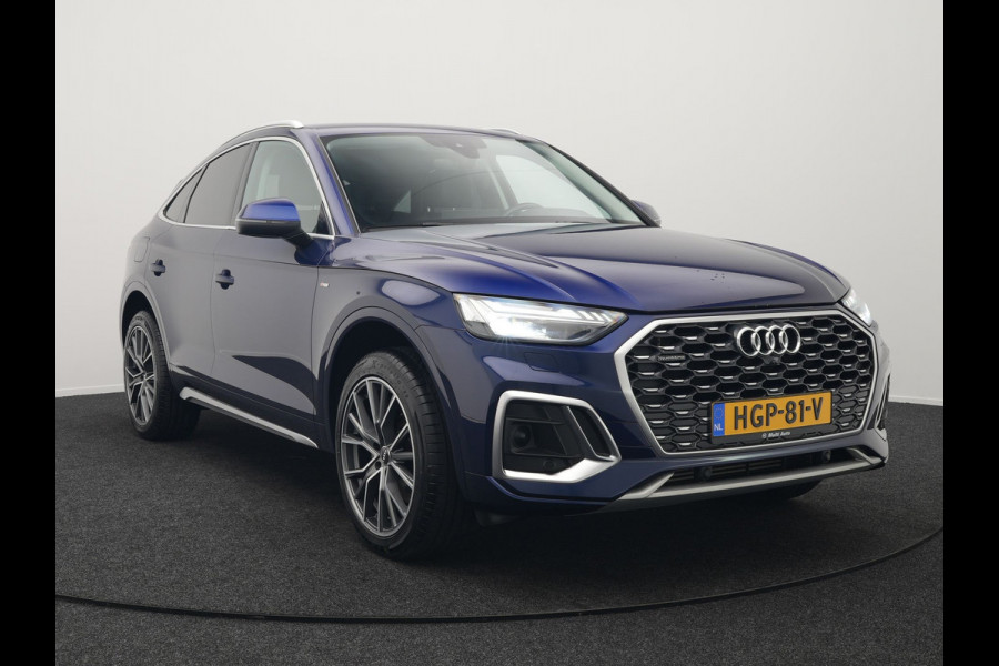 Audi Q5 Sportback 55 TFSI e Quattro S-Line Plug in Hybrid PHEV | Trekhaak af Fabriek | Alcantara Sportstoelen Verwarmd | Adaptive Cruise | Apple Carplay | Virtual | Navigatie | Camera | DAB |