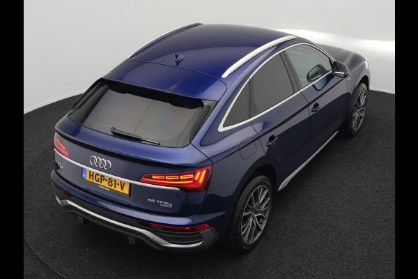 Audi Q5 Sportback 55 TFSI e Quattro S-Line Plug in Hybrid PHEV | Trekhaak af Fabriek | Alcantara Sportstoelen Verwarmd | Adaptive Cruise | Apple Carplay | Virtual | Navigatie | Camera | DAB |