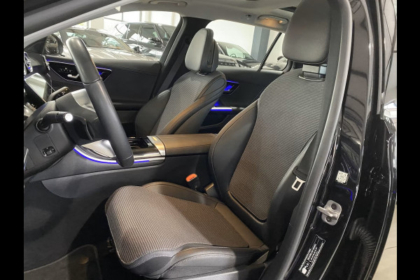 Mercedes-Benz C-Klasse Estate 300e T AVANTGARDE ** LED, MBUX+, PANORAMA, TREKH, WINTER- & SPIEGEL-PACK, KEYLESS ** 1e EIG - UNFALLFREI ** ** INFORMEER OOK NAAR ONZE AANTREKKELIJKE FINANCIAL-LEASE TARIEVEN **