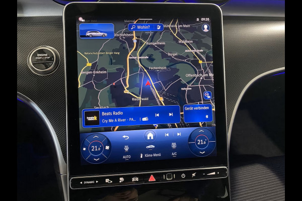 Mercedes-Benz C-Klasse Estate 300e T AVANTGARDE ** LED, MBUX+, PANORAMA, TREKH, WINTER- & SPIEGEL-PACK, KEYLESS ** 1e EIG - UNFALLFREI ** ** INFORMEER OOK NAAR ONZE AANTREKKELIJKE FINANCIAL-LEASE TARIEVEN **