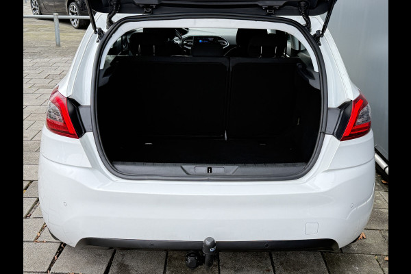 Peugeot 308 BWJ 2021 / 1.2 PT 111 PK Active Pack | TREKHAAK | VIRT COCKPIT | CLIMA | CARPLAY | NAVI | CRISE | DAB | LICHTMETAAL |