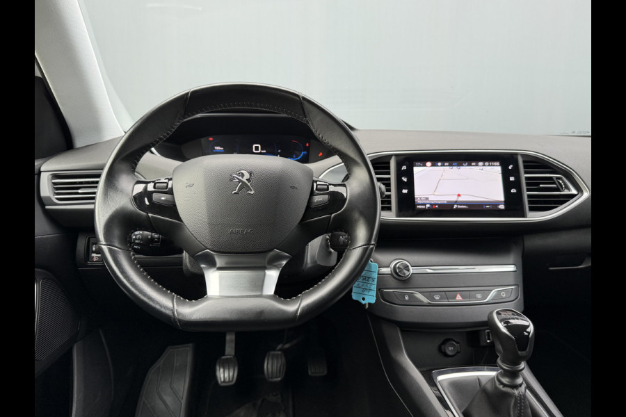 Peugeot 308 BWJ 2021 / 1.2 PT 111 PK Active Pack | TREKHAAK | VIRT COCKPIT | CLIMA | CARPLAY | NAVI | CRISE | DAB | LICHTMETAAL |