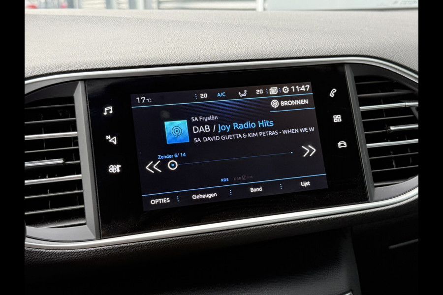 Peugeot 308 BWJ 2021 / 1.2 PT 111 PK Active Pack | TREKHAAK | VIRT COCKPIT | CLIMA | CARPLAY | NAVI | CRISE | DAB | LICHTMETAAL |