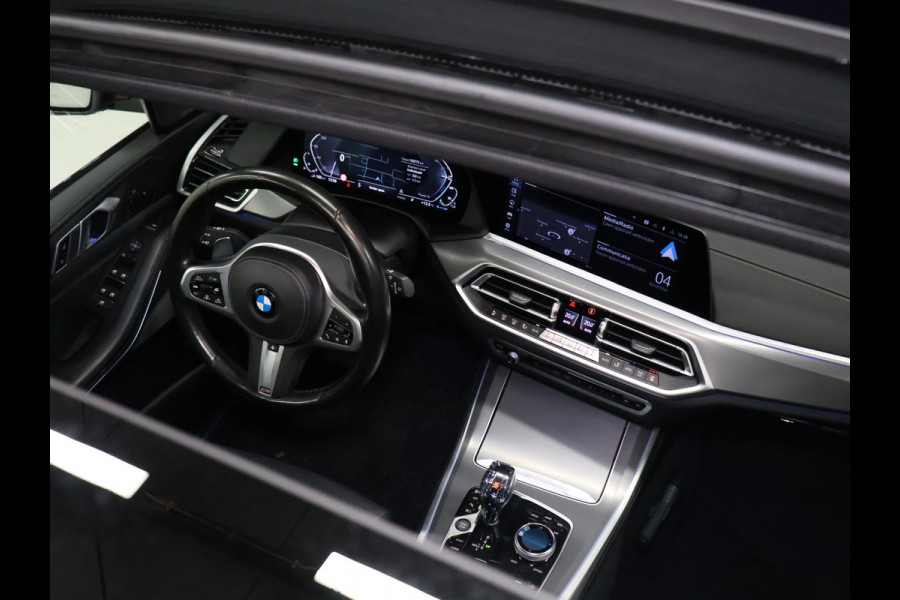 BMW X5 xDrive45e M Sport High Executive [SCHUIFKANTELDAK, HARMAN/KARDON, APPLE CARPLAY, ANDROID, MEMORY SEATS, STOELMASSAGE, 360 CAMERA, STUURVERWARMING, HEAD-UP, ADAPTIVE CRUISE, STOELVENTILATIE, STOELVERWARMING, NIEUWSTAAT]