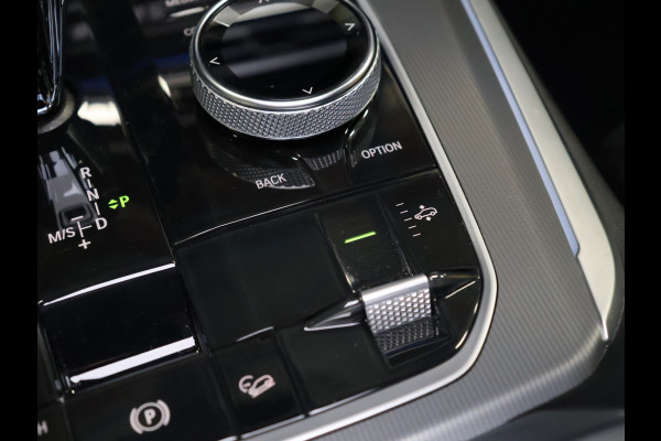 BMW X5 xDrive45e M Sport High Executive [SCHUIFKANTELDAK, HARMAN/KARDON, APPLE CARPLAY, ANDROID, MEMORY SEATS, STOELMASSAGE, 360 CAMERA, STUURVERWARMING, HEAD-UP, ADAPTIVE CRUISE, STOELVENTILATIE, STOELVERWARMING, NIEUWSTAAT]