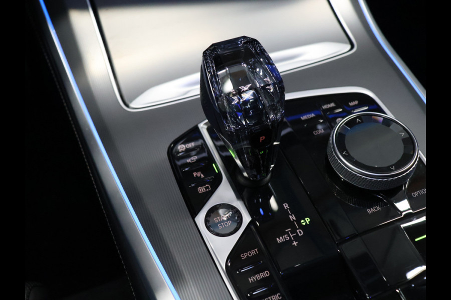 BMW X5 xDrive45e M Sport High Executive [SCHUIFKANTELDAK, HARMAN/KARDON, APPLE CARPLAY, ANDROID, MEMORY SEATS, STOELMASSAGE, 360 CAMERA, STUURVERWARMING, HEAD-UP, ADAPTIVE CRUISE, STOELVENTILATIE, STOELVERWARMING, NIEUWSTAAT]