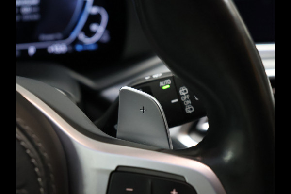 BMW X5 xDrive45e M Sport High Executive [SCHUIFKANTELDAK, HARMAN/KARDON, APPLE CARPLAY, ANDROID, MEMORY SEATS, STOELMASSAGE, 360 CAMERA, STUURVERWARMING, HEAD-UP, ADAPTIVE CRUISE, STOELVENTILATIE, STOELVERWARMING, NIEUWSTAAT]