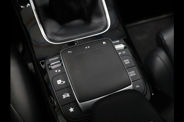Mercedes-Benz A-Klasse 160 Business Solution Luxury [SFEERVERLICHTING, CAMERA, VOL LEDER, 6-BAK, STOELVERWARMING, BLUETOOTH, CRUISE, CLIMATE, NIEUWSTAAT]