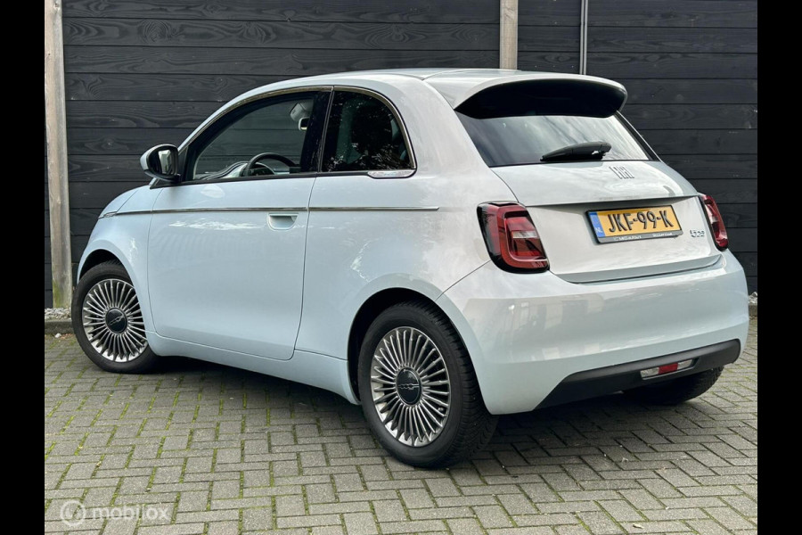 Fiat 500 Urban 42 kWh Clima / LM / Carplay / Parelmoer lak / 8.875 KM!!!
