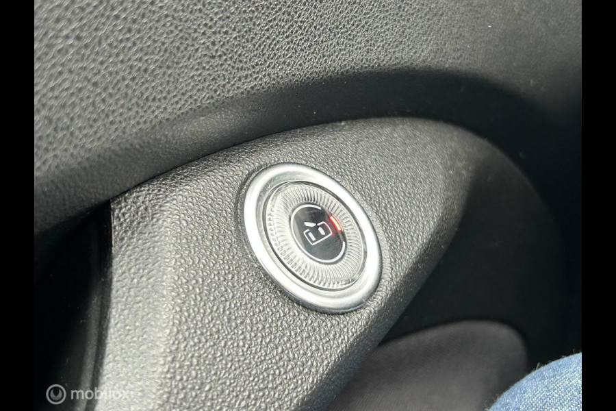 Fiat 500 Urban 42 kWh Clima / LM / Carplay / Parelmoer lak / 8.875 KM!!!